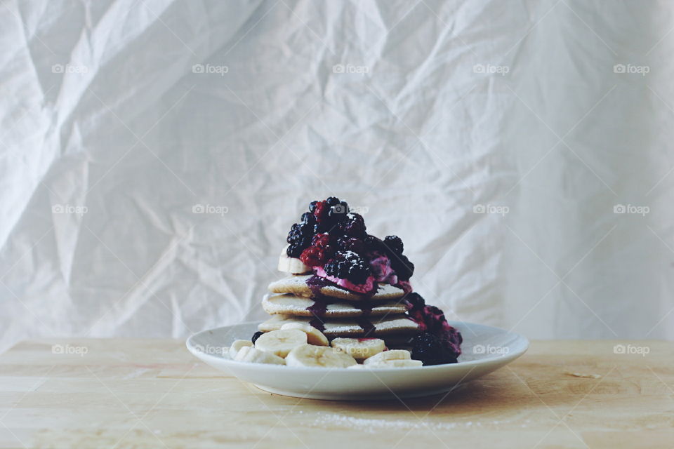berry pancakes