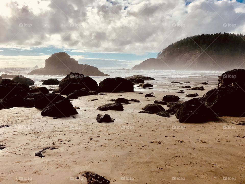 Gorgeous photos from Pacific Northwest taken in Washington and Oregon on beautiful day. 
