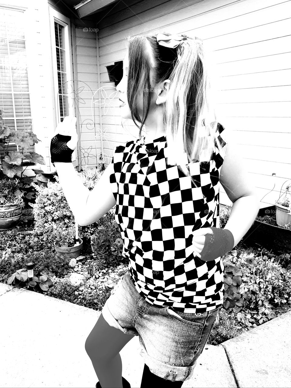 black and white girl Harley Quinn costume