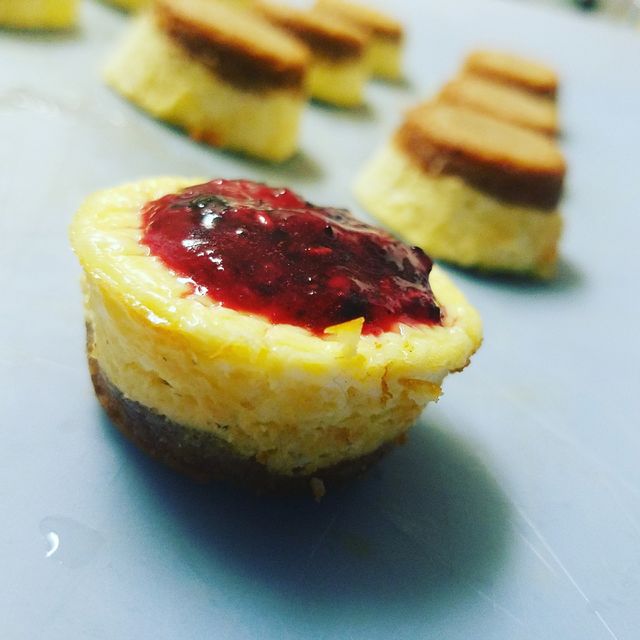 Keto Cheesecake Bites