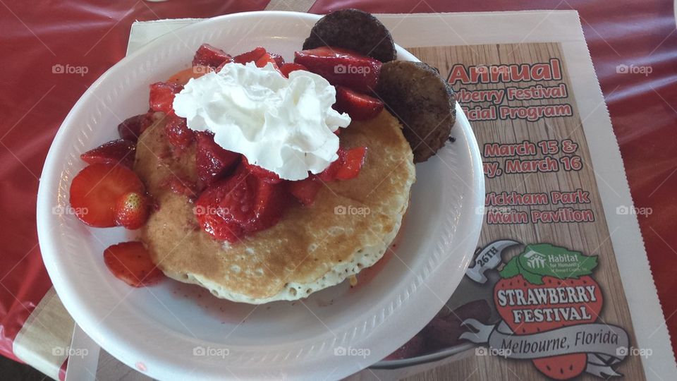 strawberry festival breakfast