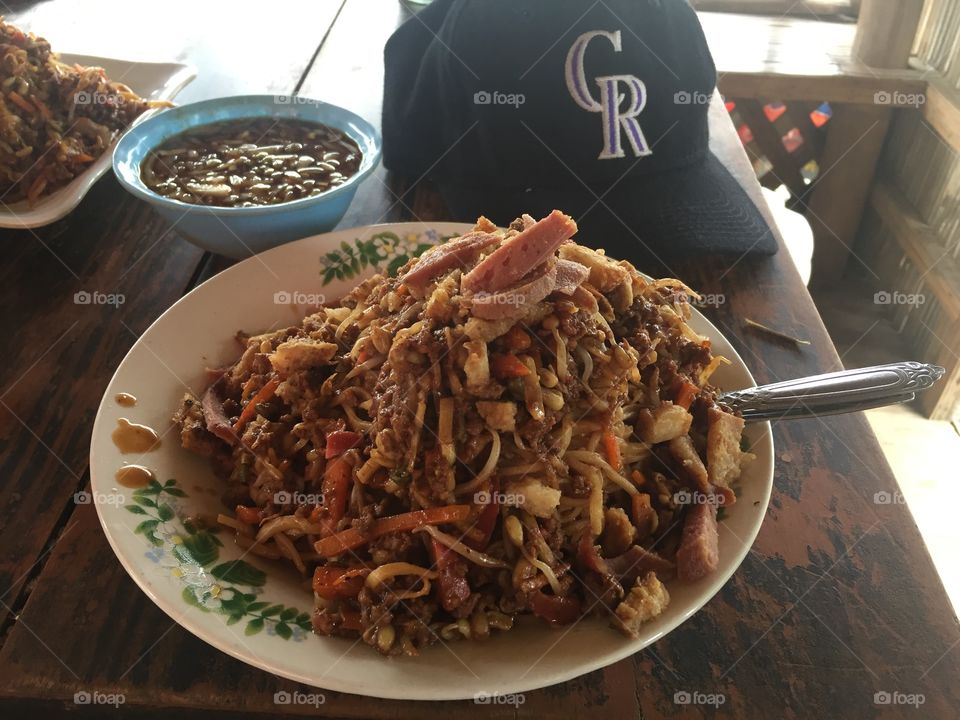 Must try food in the Philippines! Pancit batil patong of Tuguegarao,City