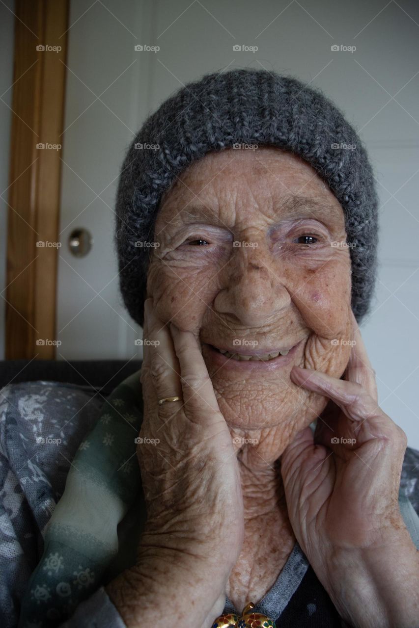 my 98 years old grandmom, let me taking pics of her.she is so sporty and fun. Having alot of fun.