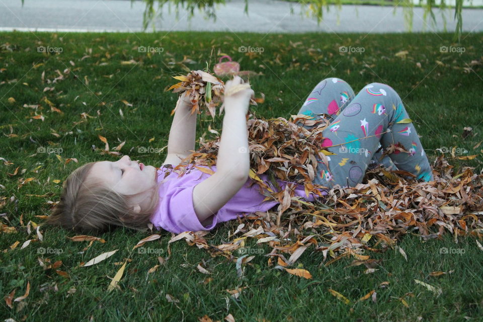 playing in the leaves