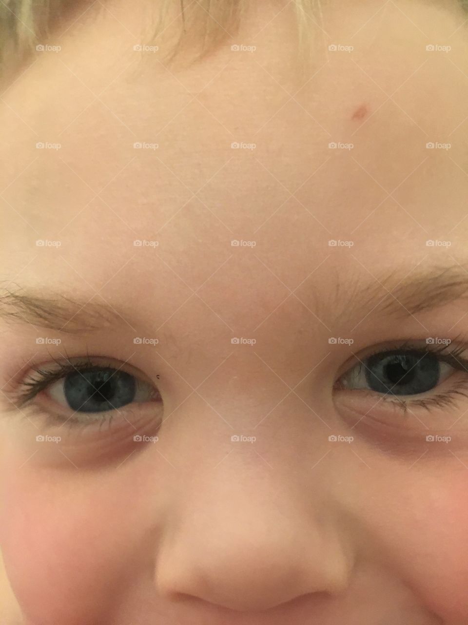 My son’s eyes 