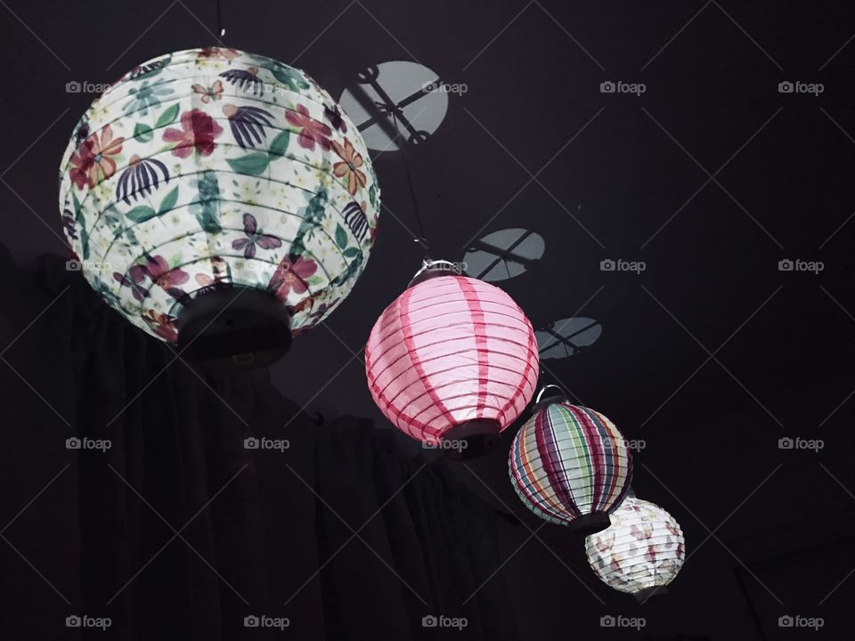 Lanterns for dim lights at home 