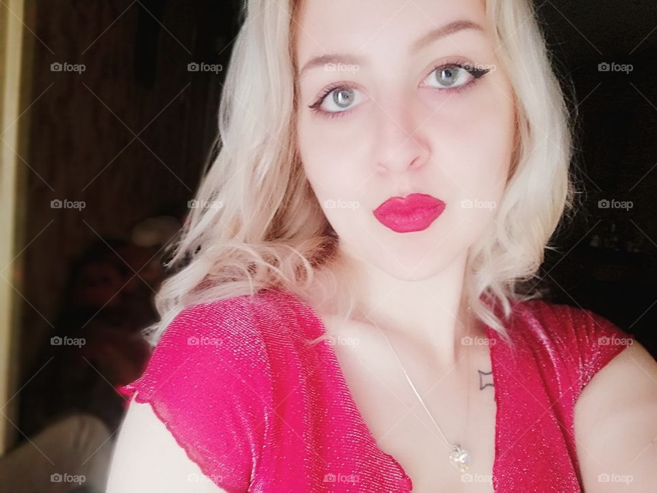 Blonde girl with red lipstick aka myself