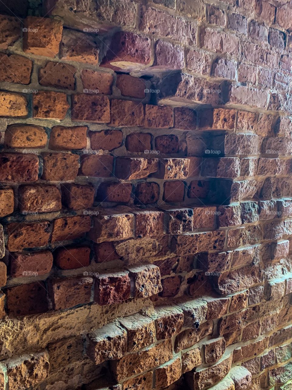 Ye olde brick wall