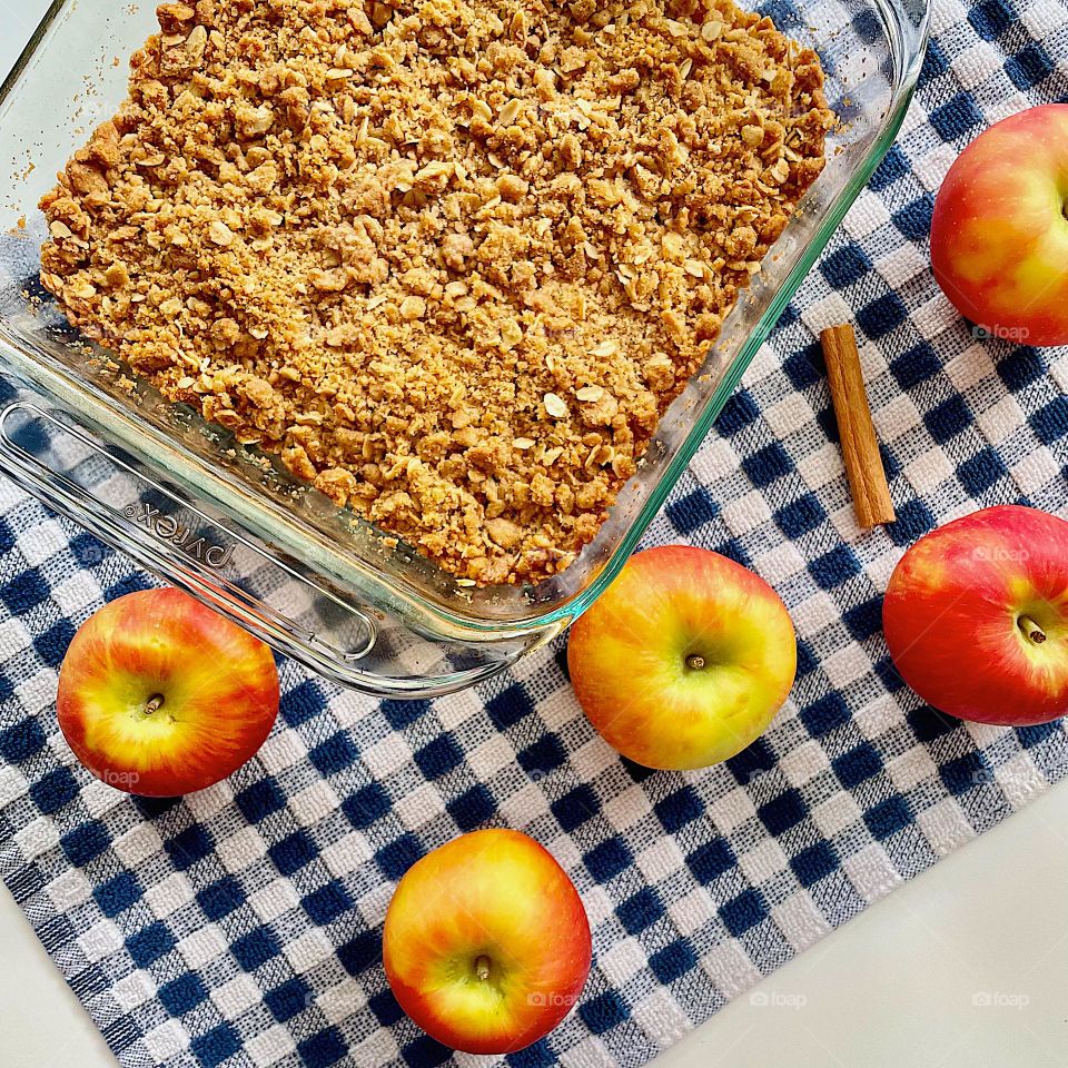 Homemade apple crisp, baking at home in the fall time, baking with apples, homemade desserts 