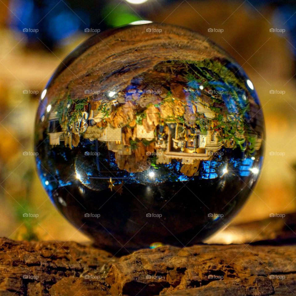 Lensball