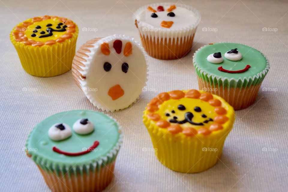 Crazy cupcakes 