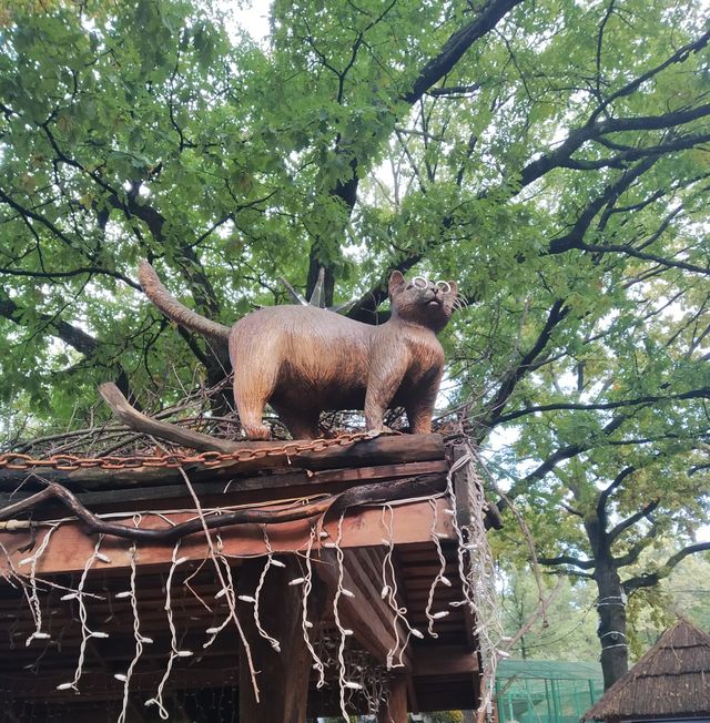 cat. sculpture