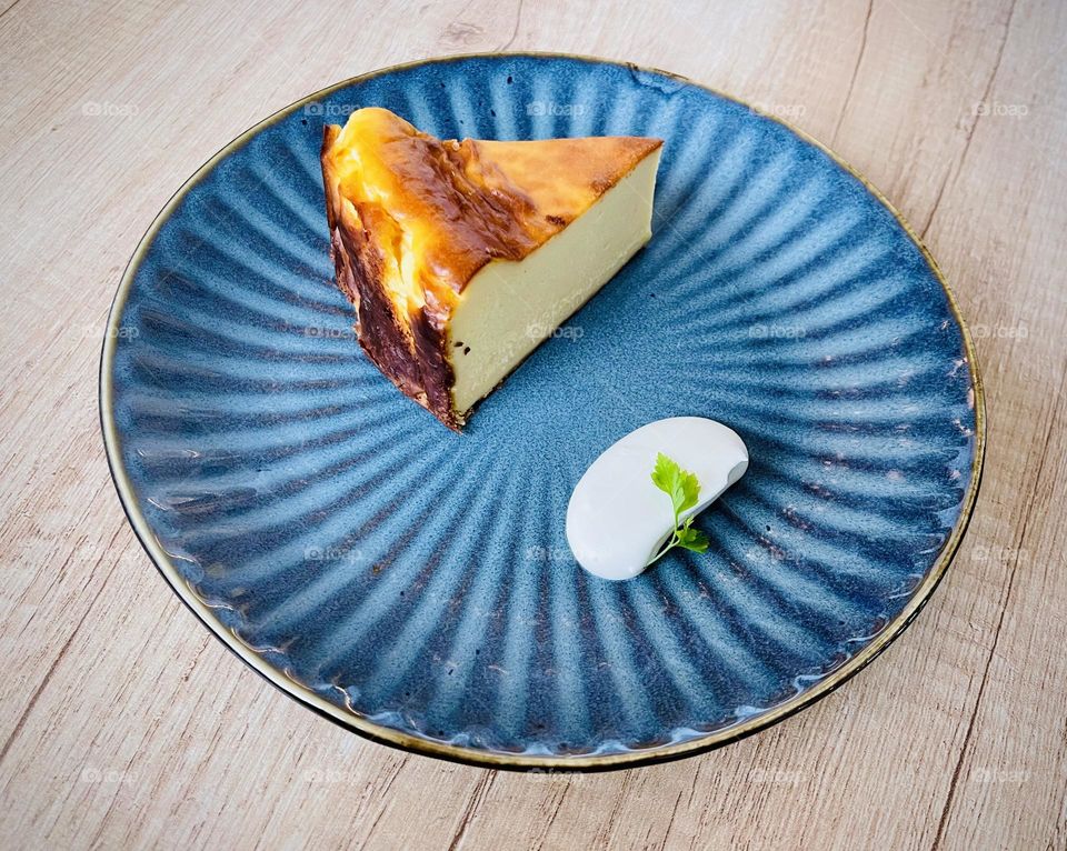 Basque cheesecake 