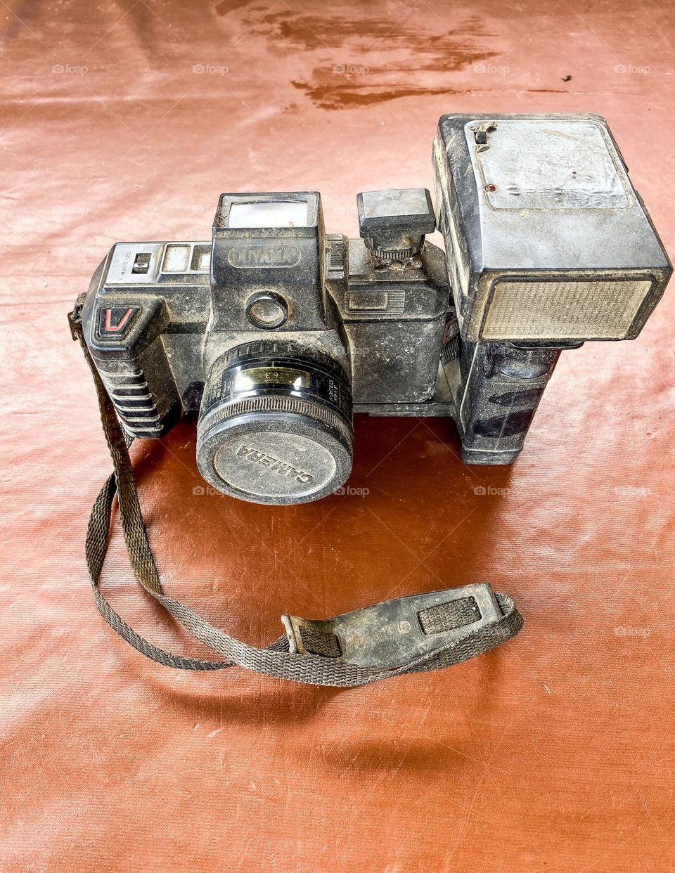 The old camera is broken