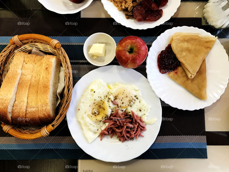 Really big breakfast meal and can't help stop myself to eat them all and then weight gain.