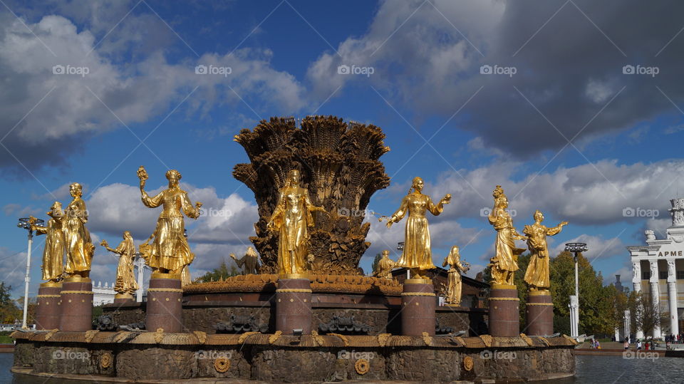 Фонтаны на на ВВЦ. Дружба народов