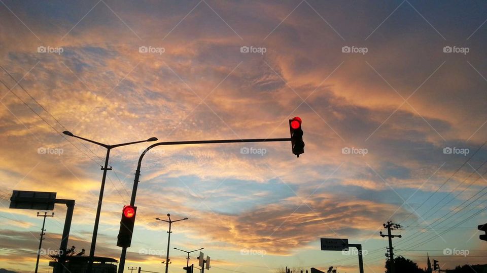 traffic lights on sundown