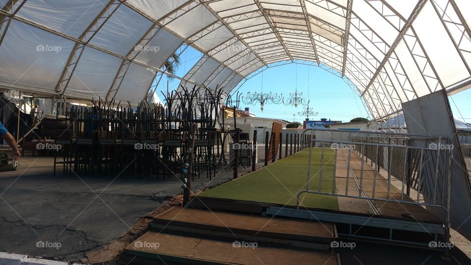 Toldo, tenda, estrutura para boate.