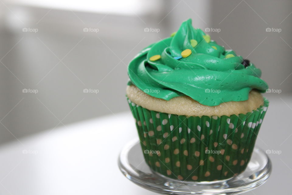 Vanilla green cupcake