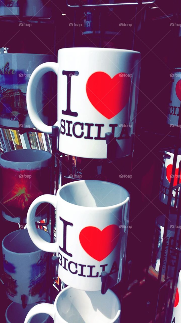 Souvenir mugs