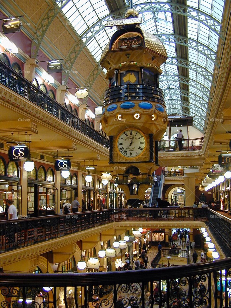 SYDNEY, AUSTRALIA WESTFIELD MALL AT THE PROMENADE