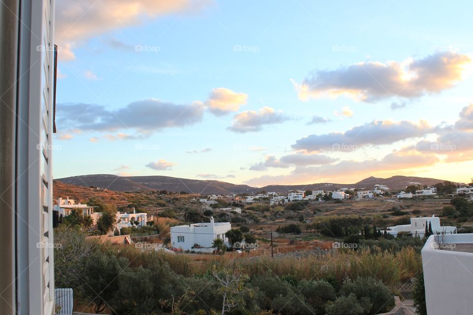 Paros