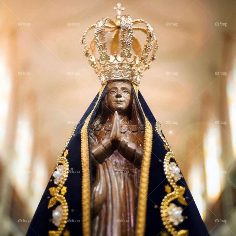 🙏 🇪🇸 Oh Maria, ruega por nosotros que recurrimos a ti.  Amén.  🇧🇷 Ó Maria, Nossa Senhora, rogai por nós que recorremos a vós. Amém. / 🇺🇸 O Mary, pray for us that we turn to you.  Amen. / 🇮🇹 O Madonna, prega per noi che ci rivolgiamo a te. Amen. 