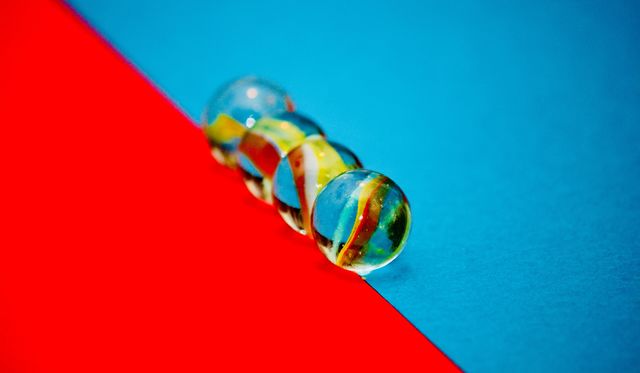 Color clash with marbles