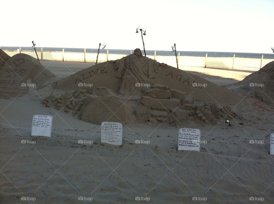 Sand sculpture Christian 