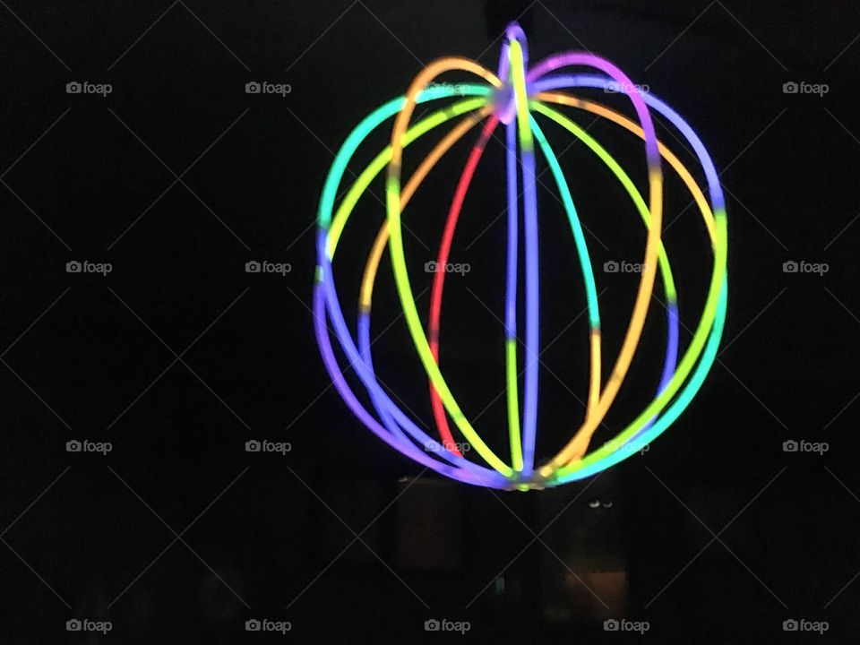 Glow stick globe