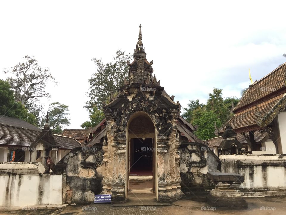 Wat Lai Hin Lang 
Lampang
