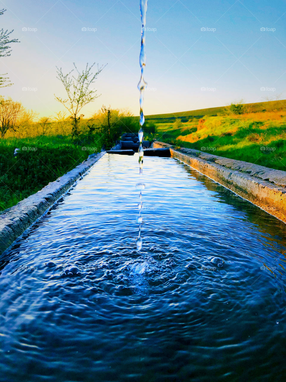 Crystal clear water from the spring ... !!!