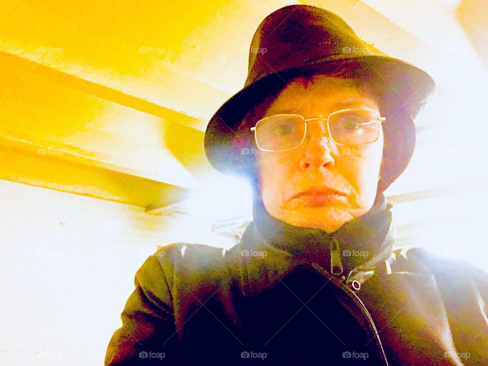 The „Van Alst Av 21st St“ „G“ train station in LIC, Queens can be so ice cold it might as well be outer space. That’s why I opted for the bundled up look with a ski mask topped in black leather head to toe and a Fedora hat. 2020. Hypnotic Productions