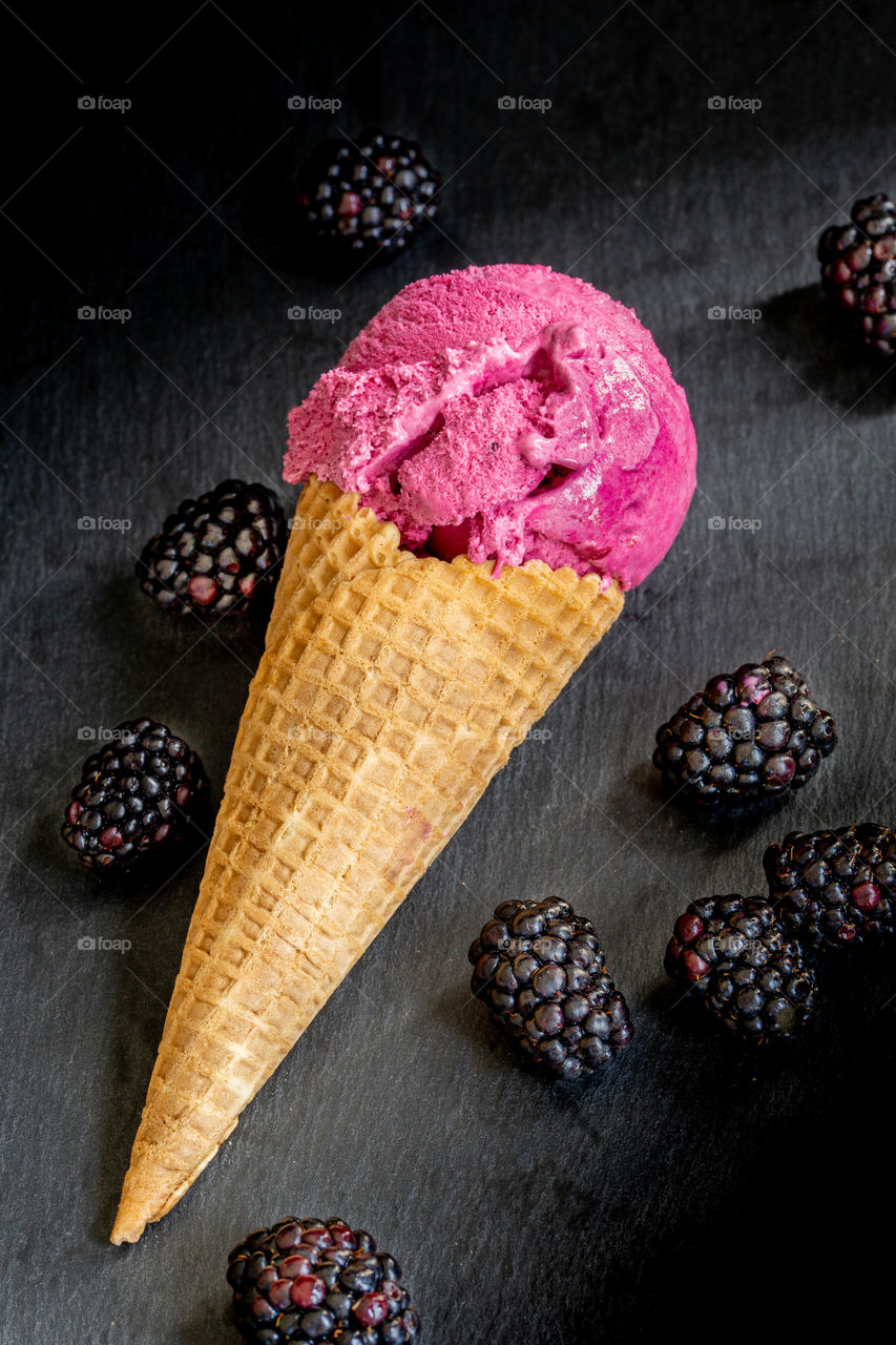 blackberry ice cream