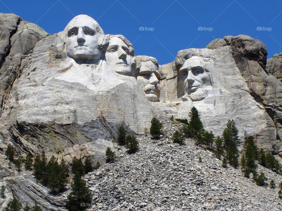 park sculpture monument mount by refocusphoto