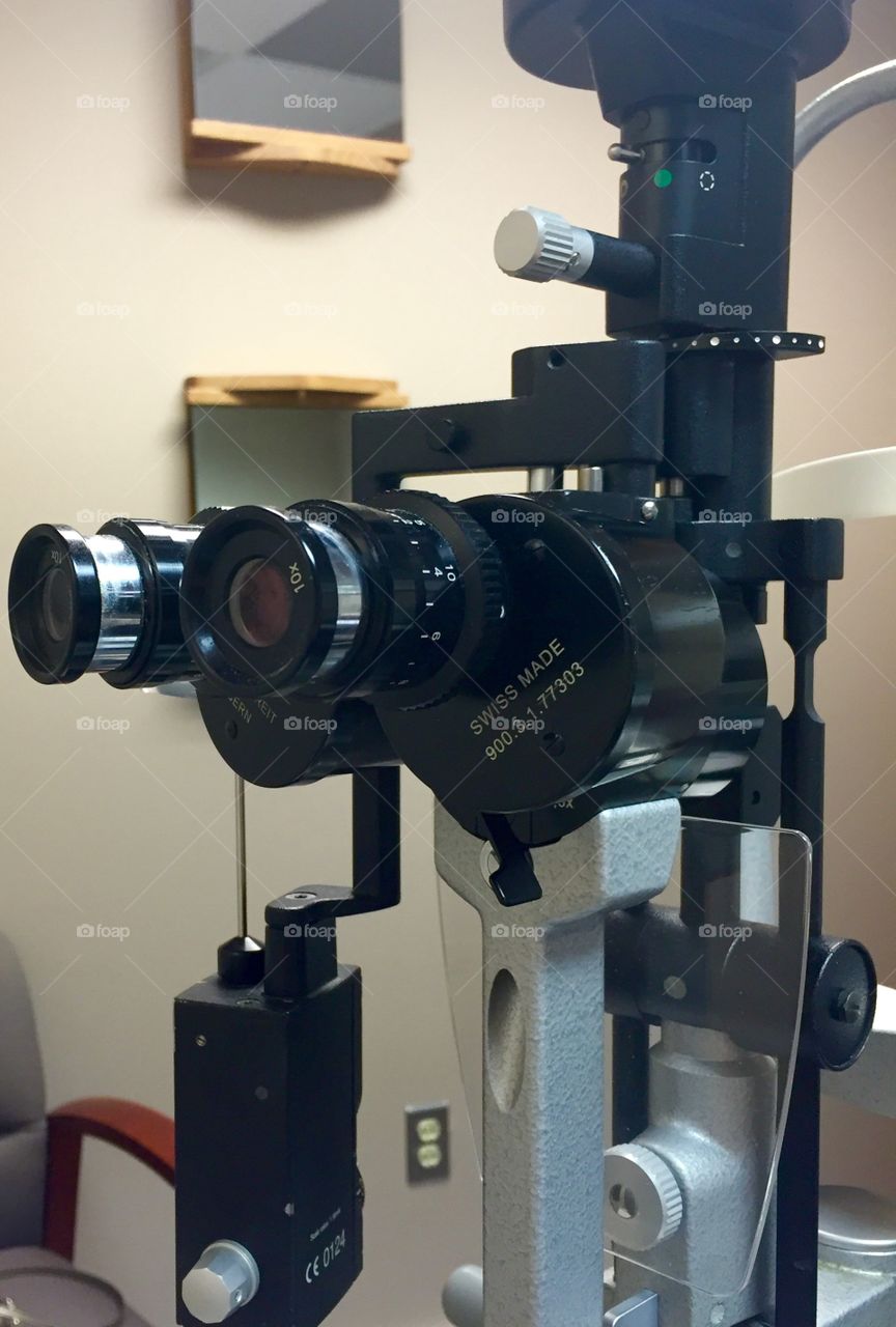 Eye diagnostic equipment 