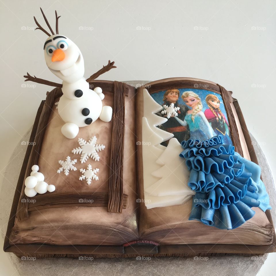 Open Book Cake