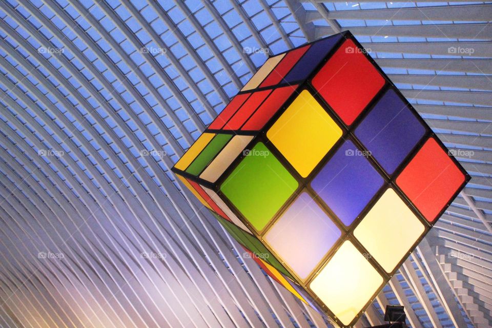 Huge the Rubik's cube