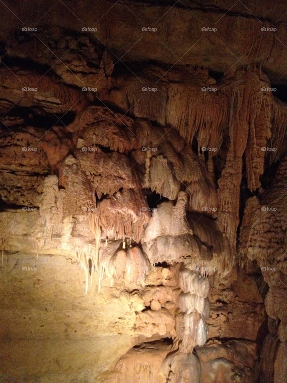 Natural bridge caverns