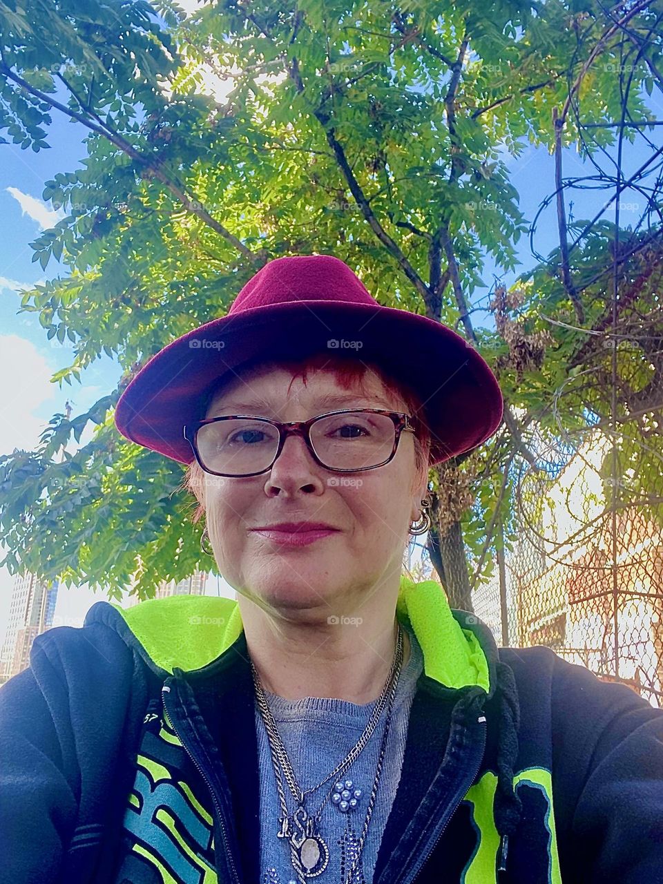 This is me, „Petra Schiller“ a.k.a. „Maxine Firefox“ a.k.a. „Maximiliane Feuerfuchs“ standing in the parking lot underneath the „Pulaski Bridge“ at „Newtown Creek“ in LIC, Queens on a bright sunny afternoon in October 2023. Hypnotic Productions