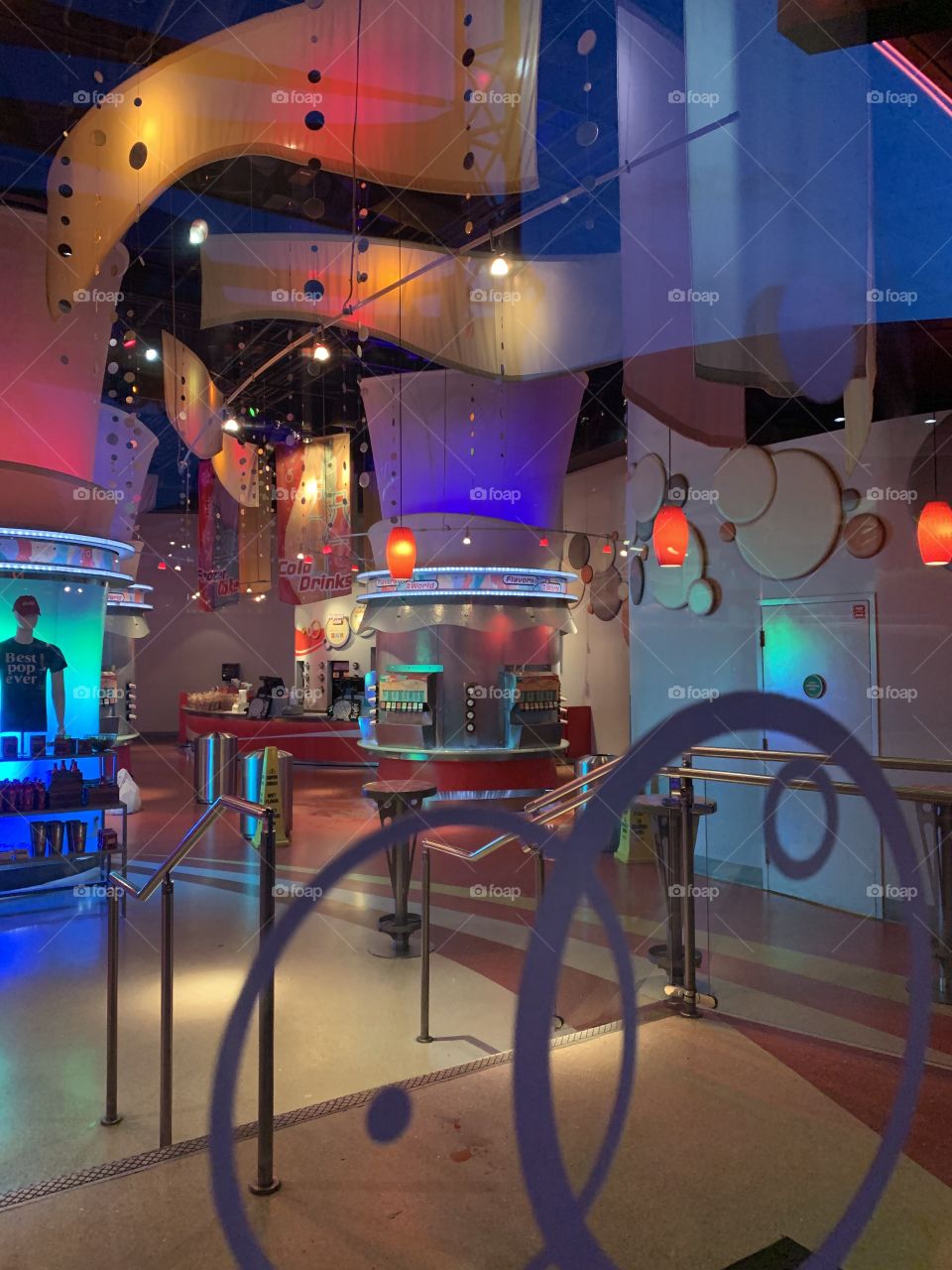 #day128 Everyday WDW Orlando Florida. I have been lost on Disney Properties consecutively since 4/3/19 You can find my encounter https://www.facebook.com/selsa.susanna or on IG selsa_susanna Epcot 8-8-19 Thursday TEMP CLOSING