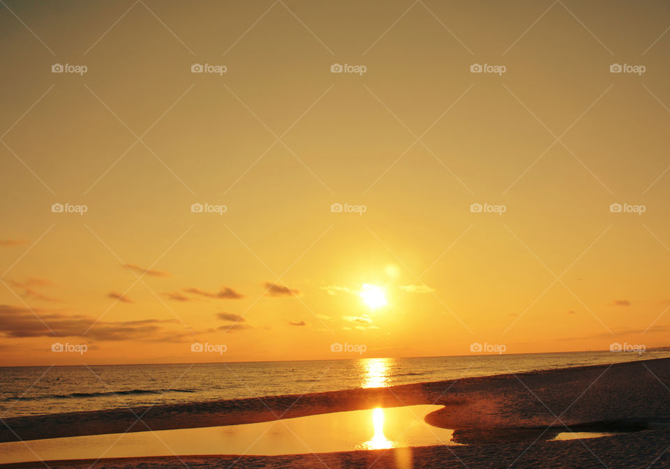 Incredible Sunset Reflections: Capturing beautiful sunset reflections is not easy. It takes planning, creativity and sometimes luck. Many times the shot is one-in-a-million. By using water, mirrors or any sort of reflective surface, you can change an image into a work of art! This is my interpretation of stunning and incredible sunset reflection photos! ENJOY!