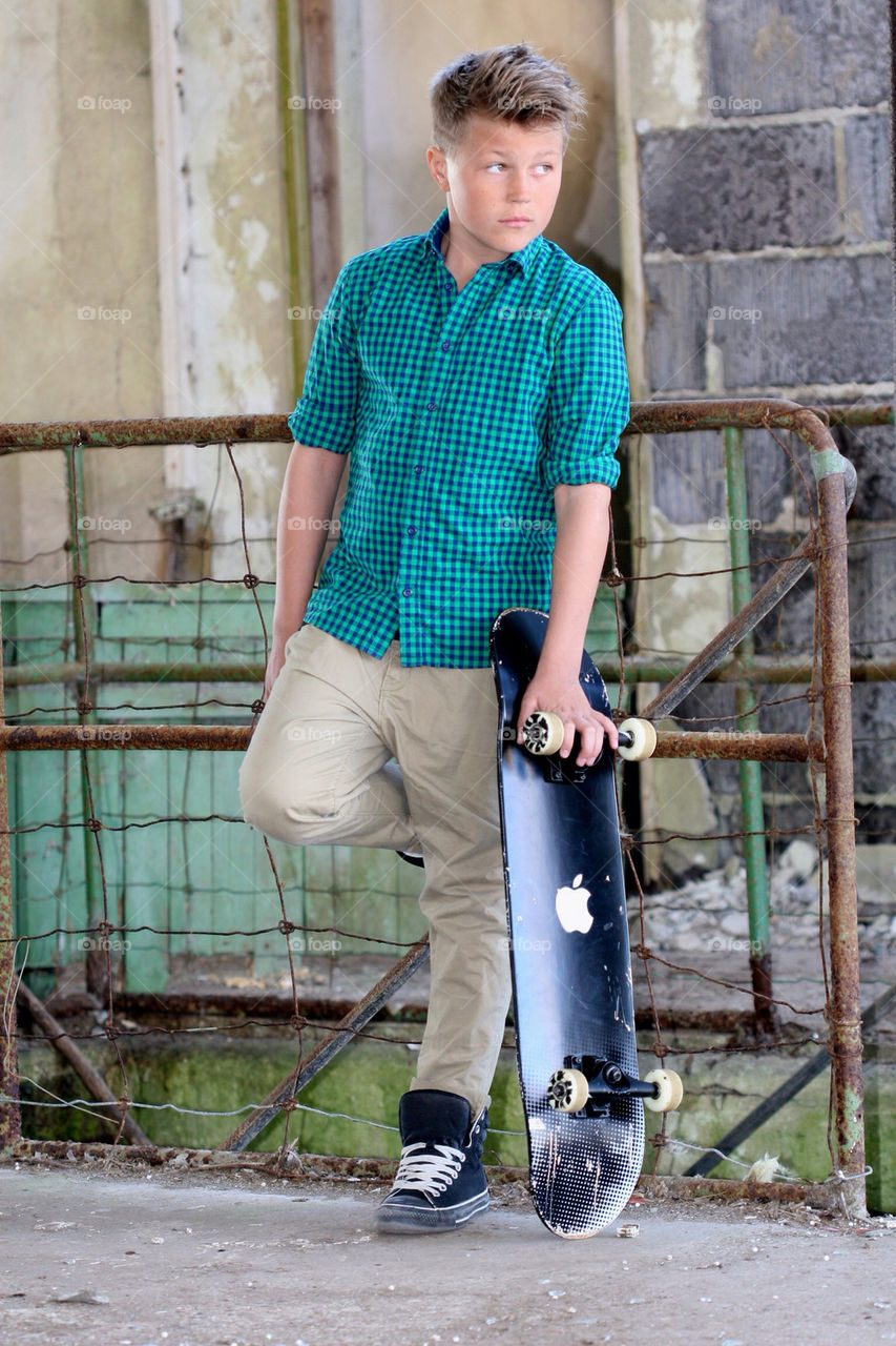 Waiting for a friend...