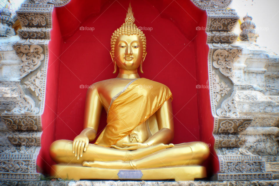statue religion gold thailand by twilite