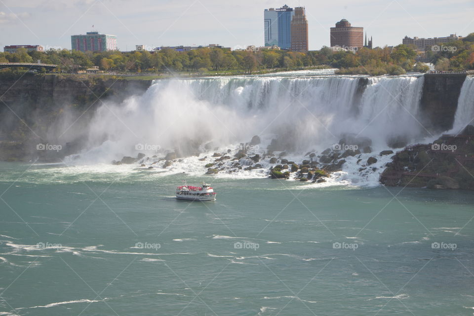 Boat at Niagara Falls 