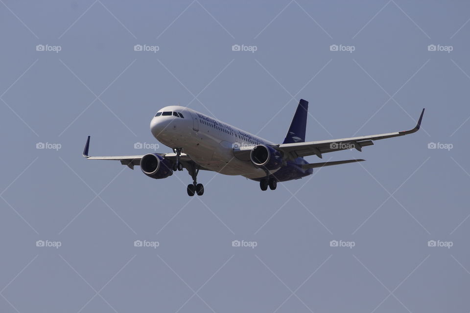Airbus A320 landing at Sarajevo