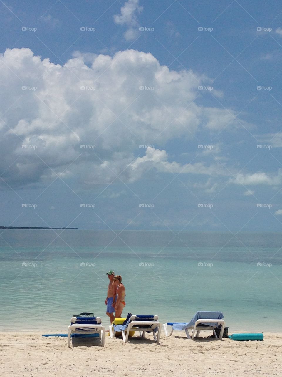 Sea-couple-love. Cococay Island, Bahamas