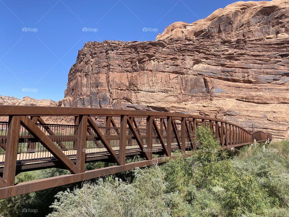 Bridge to there 