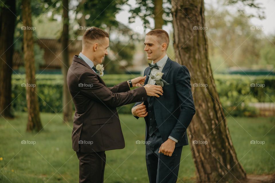 The image of a surprise groom
