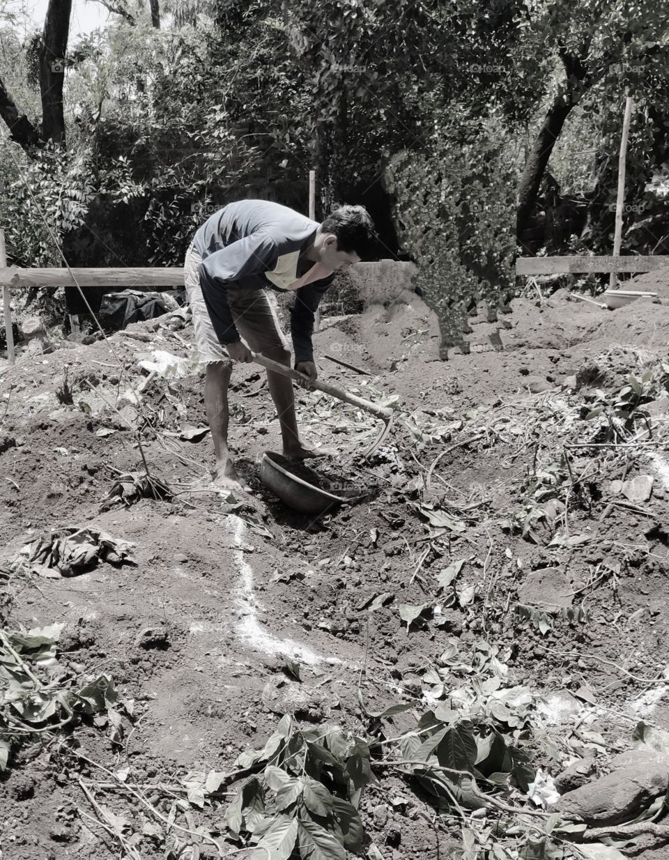 workmen's labour's men at work hard work construction workers